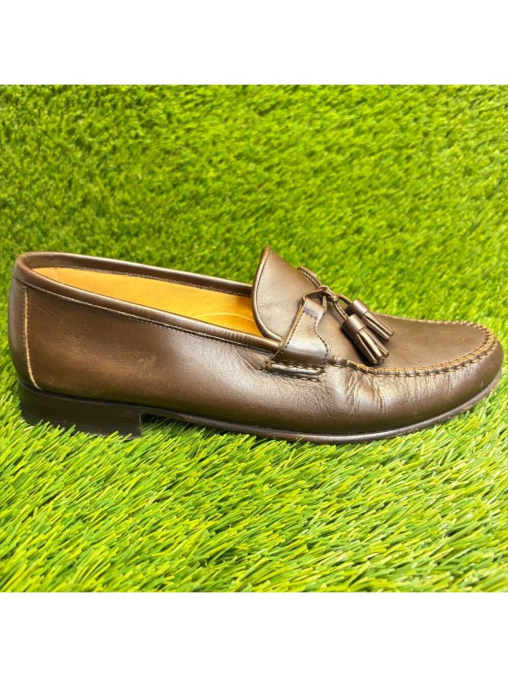 Allen Edmonds Urbino Mens Size 9.5 Brown Classic Tassel Loafer Dress Shoes